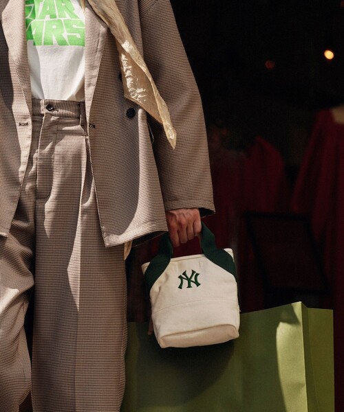 FREAK'S STORE（フリークスストア）の「MLB × FREAK’S STORE/エムエルビー 別注 MLB TOTE MINI / ミニトートショルダーバッグ（トートバッグ・レディース・ネイビー/ピンク/グリーン/その他1・ONE SIZE）」の2枚目の写真