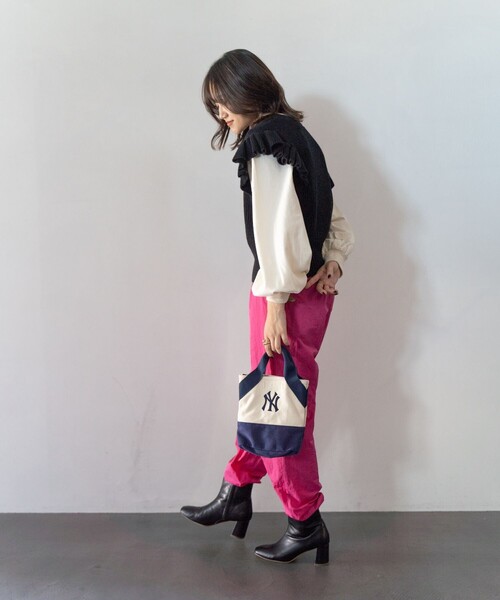 FREAK'S STORE（フリークスストア）の「MLB × FREAK’S STORE/エムエルビー 別注 MLB TOTE MINI / ミニトートショルダーバッグ（トートバッグ・レディース・ネイビー/ピンク/グリーン/その他1・ONE SIZE）」の5枚目の写真
