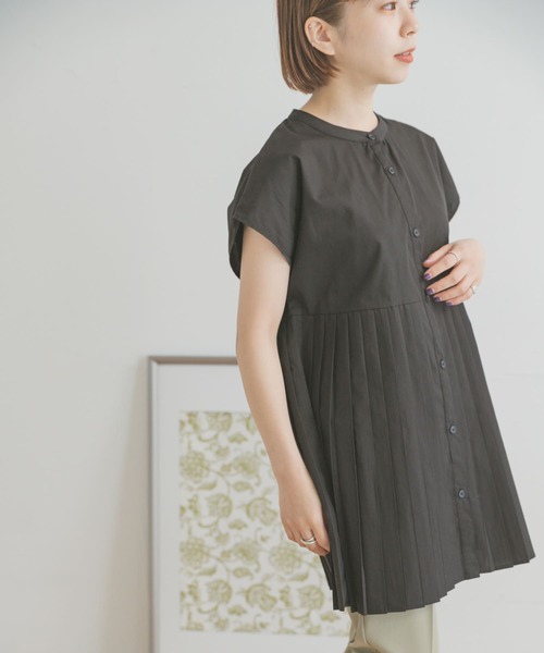 ITEMS URBANRESEARCH（アイテムズ アーバンリサーチ）の「プリーツキリカエフレンチブラウス（Tシャツ/カットソー・レディース・ホワイト系その他/オフホワイト/ブラック・FREE）」の9枚目の写真