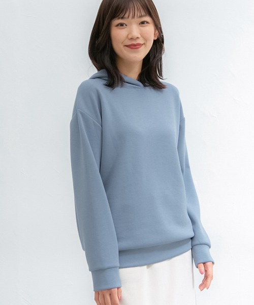 Honeys（ハニーズ）の「きれいめパーカー（パーカー・レディース・ブラック/アイボリー/ライトグリーン/グレイッシュベージュ/レッド系その他/ブルー/ライトベージュ・L/S/M/LL）」の7枚目の写真