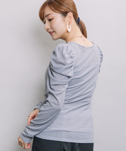 ELVENCE DEUX（エルベンスドゥ）の「シアーCギャザーPO（Tシャツ/カットソー・レディース・ブラック/グレー/オフホワイト/モカ・FREE）」の10枚目の写真