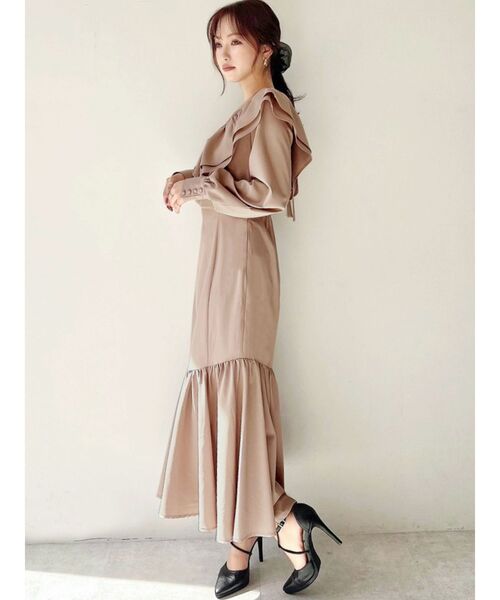 RESEXXY（リゼクシー）の「ラッフルデザインマーメイドワンピース（ワンピース・レディース・ホワイト/ブラック/ベージュ/ブルー・FREE）」の12枚目の写真