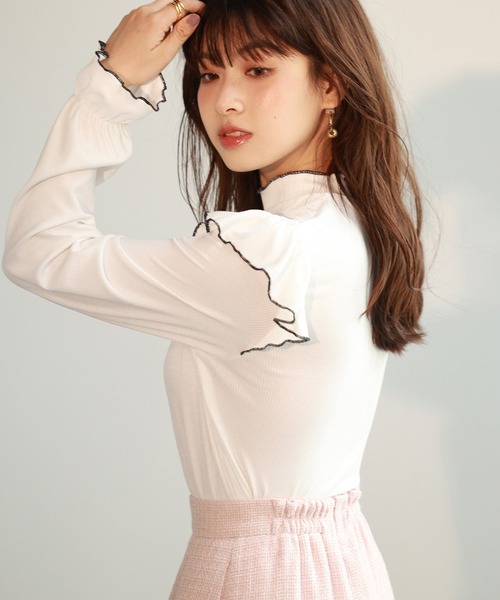 SAISON DE PAPILLON（セゾンドパピヨン）の「メロウフリルカットソープルオーバー（Tシャツ/カットソー・レディース・ホワイト/ブラック・S/M/L）」の8枚目の写真