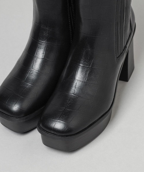 HARE(ハレ)の「チャンキーヒールミドルブーツ(HARE)(ブーツ・レディース・ブラック・MEDIUM/LARGE)」の12枚目の写真