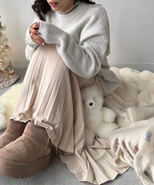 AS KNOW AS plus（アズノゥアズプラス）の「♪変形アコーディオンプリーツスカート（スカート・レディース・チャコールグレー/グリーン/アイボリー/マスタード/グレイッシュベージュ/ライトグリーン/イエロー/ブルー/ブラック系/アイボリー系/グリーン系/グレー系1/ブラウン系1/グリーン系1/ブラック系1/ボルドー/サックスブルー系2/アイボリー系2/ブラック系2/カーキ系3/グレー系3/アイボリー系3/ブルー系2・FREE）」の11枚目の写真