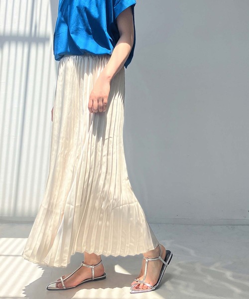 AS KNOW AS plus（アズノゥアズプラス）の「♪変形アコーディオンプリーツスカート（スカート・レディース・チャコールグレー/グリーン/アイボリー/マスタード/グレイッシュベージュ/ライトグリーン/イエロー/ブルー/ブラック系/アイボリー系/グリーン系/グレー系1/ブラウン系1/グリーン系1/ブラック系1/ボルドー/サックスブルー系2/アイボリー系2/ブラック系2/カーキ系3/グレー系3/アイボリー系3/ブルー系2・FREE）」の12枚目の写真