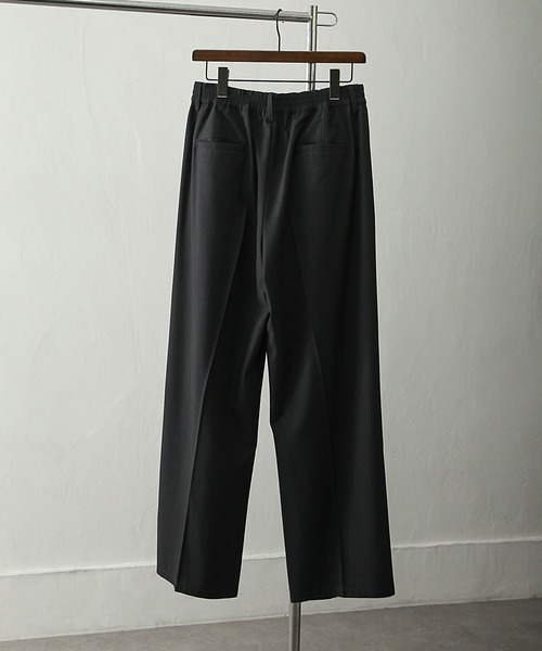 NILWAY（ニルウェイ）の「TR2タックワイドストレートパンツ（スラックス・メンズ・ネイビー/チャコール/ブラウン/ブラック/グレイッシュベージュ/グリーン/ブルー/グレー/ブルーパープル/ワイン・MEDIUM/LARGE/SMALL）」の13枚目の写真