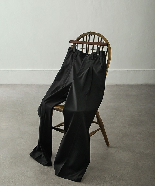 NILWAY（ニルウェイ）の「TR2タックワイドストレートパンツ（スラックス・メンズ・ネイビー/チャコール/ブラウン/ブラック/グレイッシュベージュ/グリーン/ブルー/グレー/ブルーパープル/ワイン・MEDIUM/LARGE/SMALL）」の17枚目の写真