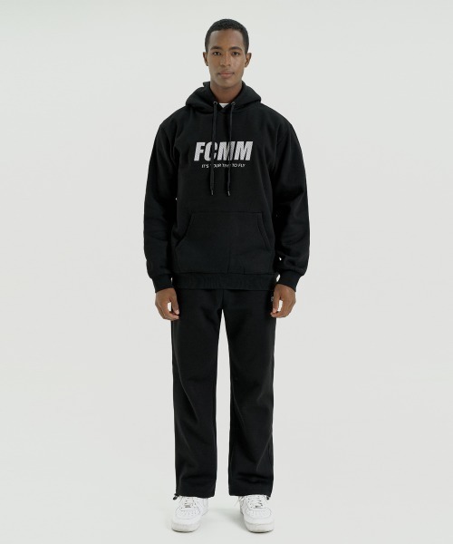 FCMM（エフシーエムエム）の「SKATE OBLIQUE LOGO WIDE PANTS