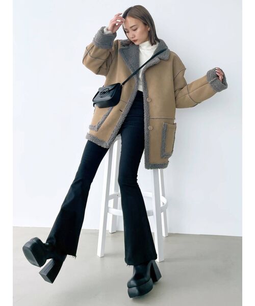 EMODA（エモダ）の「マークバックルショルダーバッグ（ショルダーバッグ・レディース・アイボリー/ブラック/ピンク・FREE）」の12枚目の写真