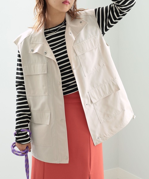 GeeRA（ジーラ）の「ミリタリーデザインベスト（ベスト・レディース・カーキ/アイボリー/ブラック・MEDIUM）」の2枚目の写真