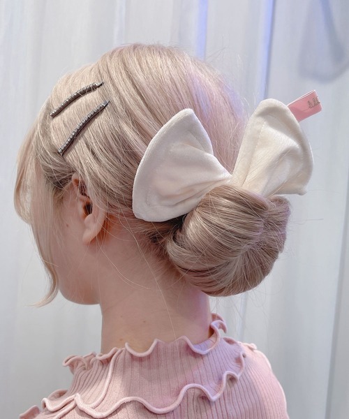 lilLilly(リルリリー)の「ベロアデフトバン(その他ヘアアクセサリー・レディース・ブラック/ホワイト・FREE)」の2枚目の写真