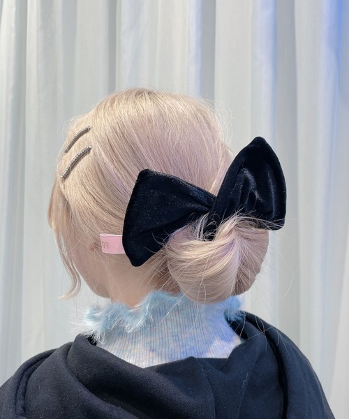 lilLilly(リルリリー)の「ベロアデフトバン(その他ヘアアクセサリー・レディース・ブラック/ホワイト・FREE)」の8枚目の写真