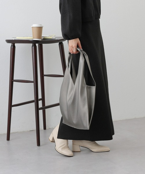 COLONY 2139(コロニートゥーワンスリーナイン)の「ラメニットペンシルスカート(スカート・レディース・ベージュ/グレー/ブラック・FREE)」の5枚目の写真