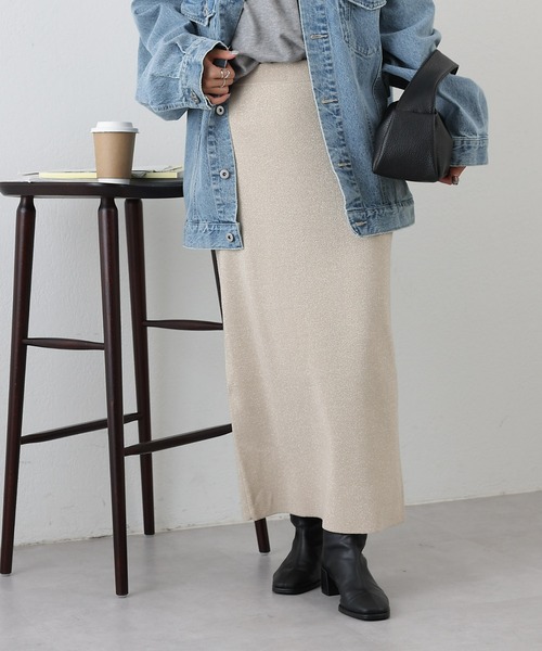 COLONY 2139(コロニートゥーワンスリーナイン)の「ラメニットペンシルスカート(スカート・レディース・ベージュ/グレー/ブラック・FREE)」の18枚目の写真