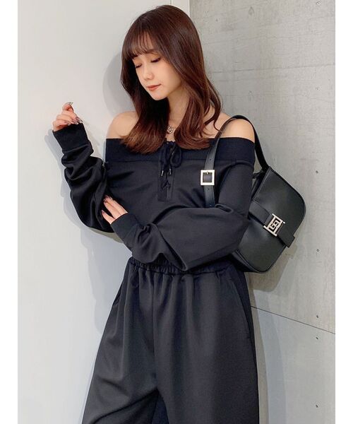 GYDA(ジェイダ)の「【セットアップ着用可】フロントレースアップ オフショルショートトップス(Tシャツ/カットソー・レディース・ブラック/アイボリー・FREE)」の13枚目の写真
