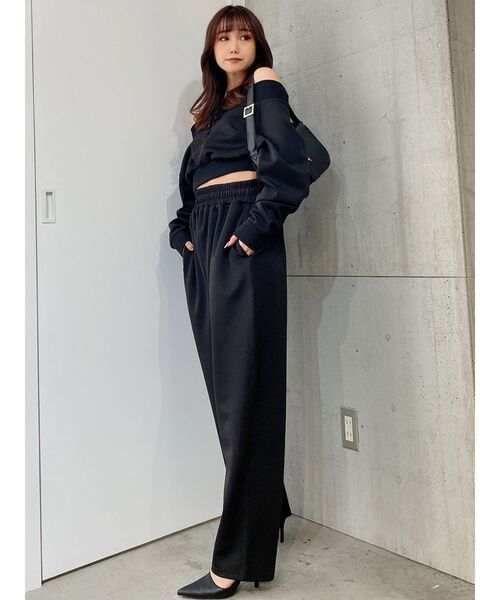 GYDA(ジェイダ)の「【セットアップ着用可】フロントレースアップ オフショルショートトップス(Tシャツ/カットソー・レディース・ブラック/アイボリー・FREE)」の16枚目の写真