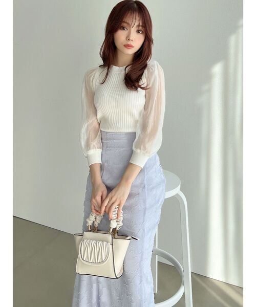 RESEXXY（リゼクシー）の「ウェーブキルティングギャザーバッグ（ハンドバッグ・レディース・ブラック/ベージュ/アイボリー・FREE）」の4枚目の写真