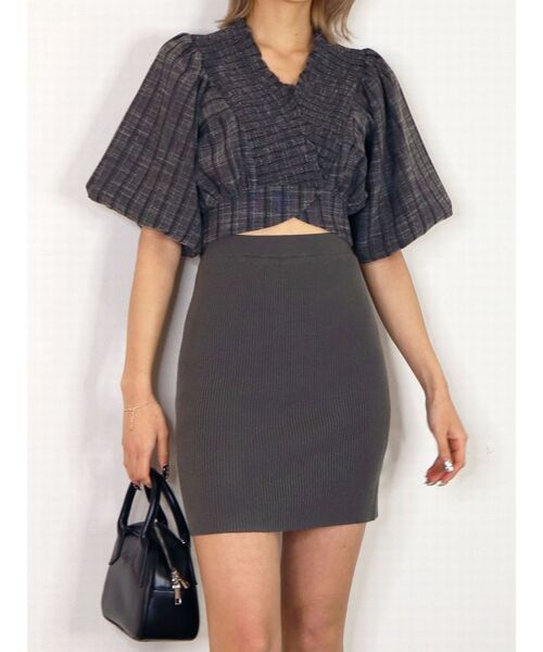 EMODA（エモダ）の「シャーリングタイトップ（Tシャツ/カットソー・レディース・ブラック/グレー/ライム/ホワイト・FREE）」の8枚目の写真