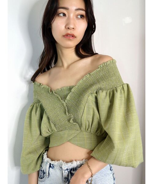 EMODA（エモダ）の「シャーリングタイトップ（Tシャツ/カットソー・レディース・ブラック/グレー/ライム/ホワイト・FREE）」の18枚目の写真