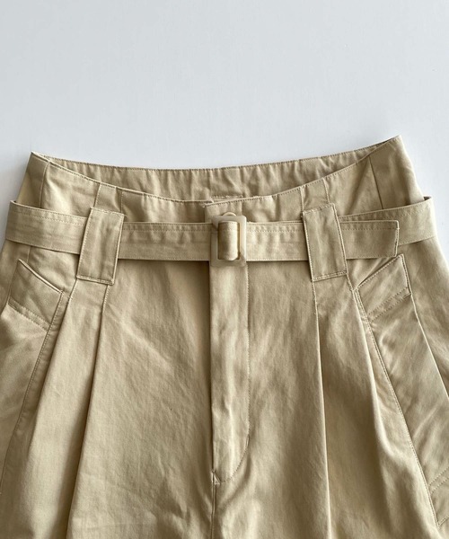 CANAL JEAN（キャナルジーン）の「RED CHOP WORKS(レッドチョップワークス) コットンベルトタックジョガーパンツ（その他パンツ・レディース・ベージュ/ホワイト・36/38）」の16枚目の写真