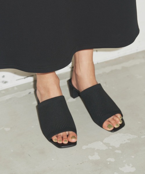 un/neu(アンノイ)の「リブニットサンダル(サンダル・レディース・ブラウン/ブラック・SMALL/MEDIUM/LARGE)」の12枚目の写真