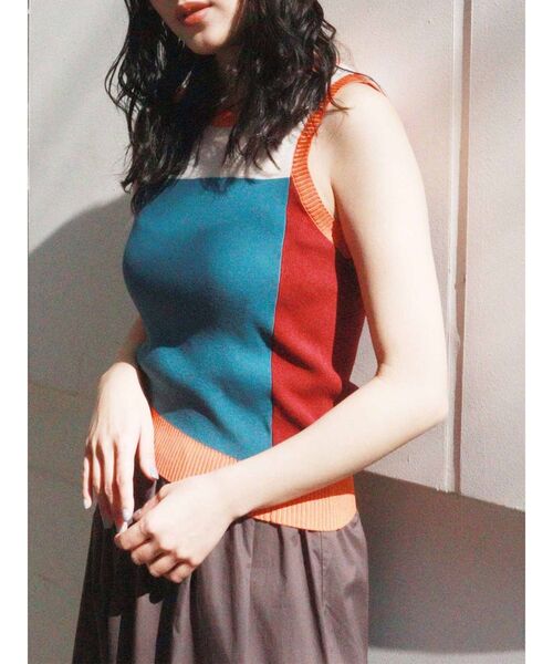MURUA（ムルーア）の「バイカラーシアータンク（ニット/セーター・レディース・グレー/ブルー・FREE）」の2枚目の写真