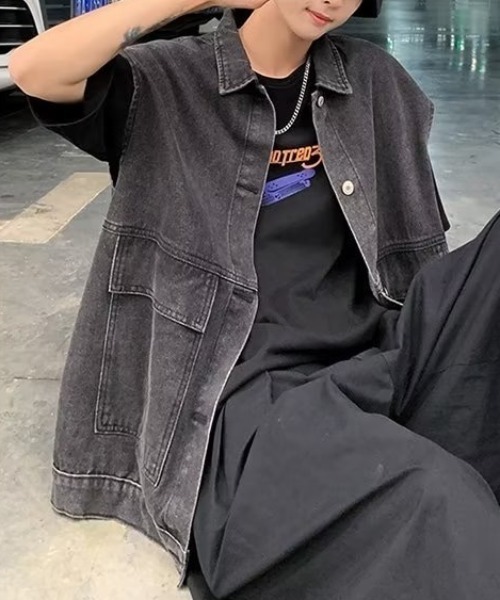 SEN TOKYO（セントーキョー）の「ユニセックスで着用可能。ルーズデニムジャケット（ベスト・メンズ・ブラック/ブルー・M/L）」の3枚目の写真