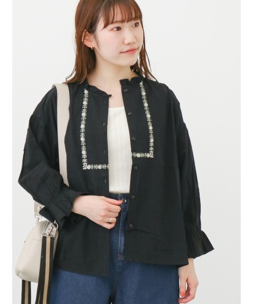 ehka sopo（エヘカソポ）の「【Maison SAJOU】刺繍ブラウス（シャツ/ブラウス・レディース・ブラック/オフホワイト/キナリ・ﾌﾘ-）」の3枚目の写真