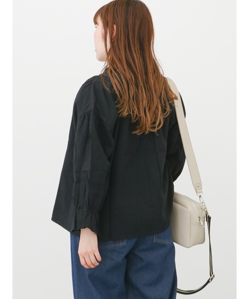 ehka sopo（エヘカソポ）の「【Maison SAJOU】刺繍ブラウス（シャツ/ブラウス・レディース・ブラック/オフホワイト/キナリ・ﾌﾘ-）」の5枚目の写真