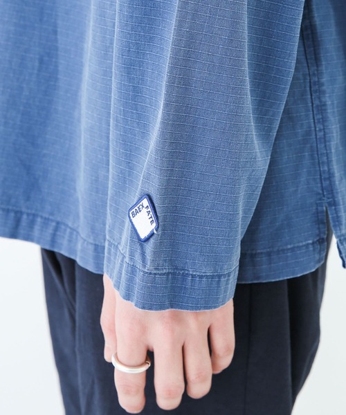 URBAN RESEARCH Sonny Label(アーバンリサーチサニーレーベル)の「『別注』BAEXFATE×Sonny Label ムラ染リップストップヘンリープルオーバー(Tシャツ/カットソー・メンズ・ブラック/ブルー/アイボリー・MEDIUM/LARGE)」の5枚目の写真