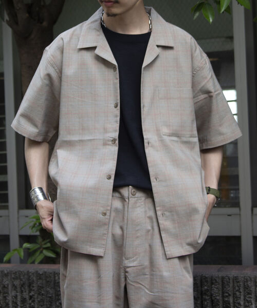 GLOSTER(グロスター)の「《WEB限定》【GLOSTER/グロスター】トロミ ルーズオープンカラーシャツ アソート(柄/無地)(シャツ/ブラウス・メンズ・アイボリー/ブラック/ブラック系その他/グレー系その他/ベージュ系その他・M/L)」の15枚目の写真