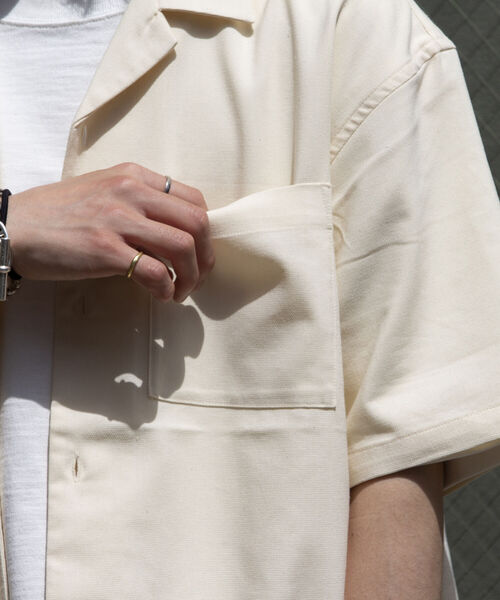 GLOSTER(グロスター)の「《WEB限定》【GLOSTER/グロスター】トロミ ルーズオープンカラーシャツ アソート(柄/無地)(シャツ/ブラウス・メンズ・アイボリー/ブラック/ブラック系その他/グレー系その他/ベージュ系その他・M/L)」の20枚目の写真