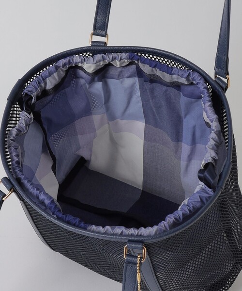 BLUE LABEL CRESTBRIDGE（ブルーレーベルクレストブリッジ）の 