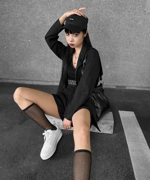 LVEU.（ラブユ.）の「Over jacket & pleated shorts set up / オーバージャケット&プリーツショートパンツセットアップ（セットアップ・レディース・ブラック・FREE）」の5枚目の写真