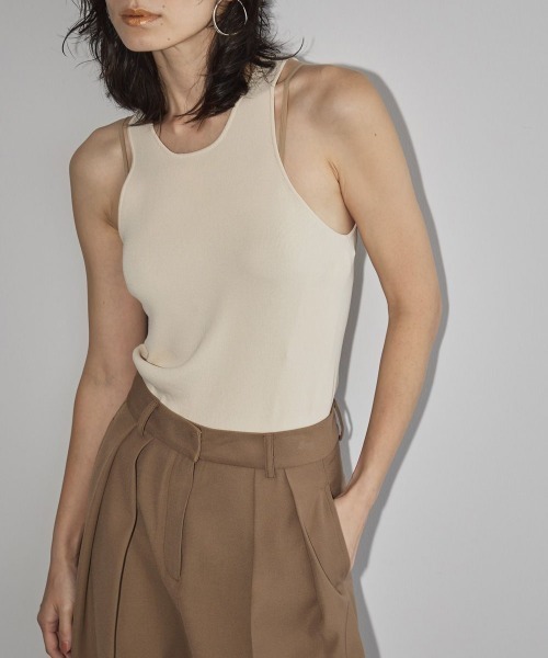 TODAYFUL(トゥデイフル)の「TODAYFUL Highgauge Knit Tanktop 12310517(タンクトップ・レディース・オフホワイト/ブルー/ブラック/グリーン・FREE)」の2枚目の写真