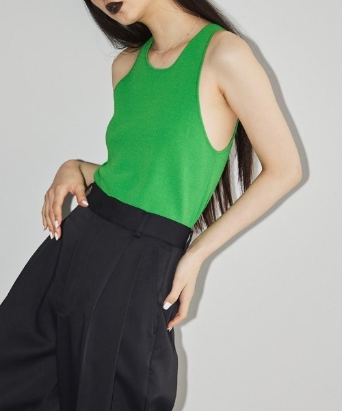 TODAYFUL(トゥデイフル)の「TODAYFUL Highgauge Knit Tanktop 12310517(タンクトップ・レディース・オフホワイト/ブルー/ブラック/グリーン・FREE)」の1枚目の写真