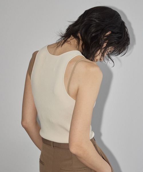TODAYFUL(トゥデイフル)の「TODAYFUL Highgauge Knit Tanktop 12310517(タンクトップ・レディース・オフホワイト/ブルー/ブラック/グリーン・FREE)」の5枚目の写真