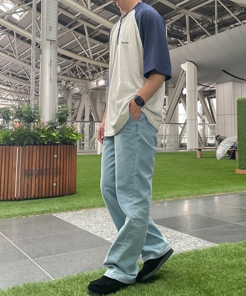 MONO-MART(モノマート)の「ワンポイント刺繍ヘンリーネックラグランルーズ半袖Tシャツ(Tシャツ/カットソー・レディース・ブラック系/グリーン系/ネイビー系/レッド系/ブラック系1/ブラック系2/グレー系/ブラウン系・M/L)」の12枚目の写真