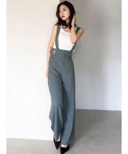 RESEXXY（リゼクシー）の「バッククロスニットタンクトップス（タンクトップ・レディース・アイボリー/ブラック/グリーン・FREE）」の8枚目の写真