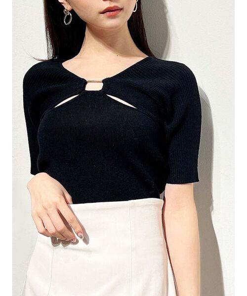 RESEXXY（リゼクシー）の「バストポイントニットトップス（ニット/セーター・レディース・ブラック/オレンジ/ベージュ・FREE）」の2枚目の写真