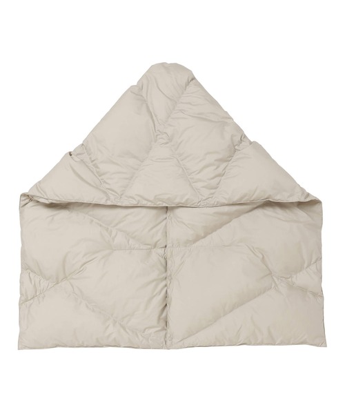 NANGA(ナンガ)の「DOWN PONCHO MUFFLER(WOMEN)/ダウンポンチョマフラー(ウィメンズ)(マフラー・メンズ・アイボリー/モカ/ブラック/カーキ/ベージュ系・FREE)」の16枚目の写真