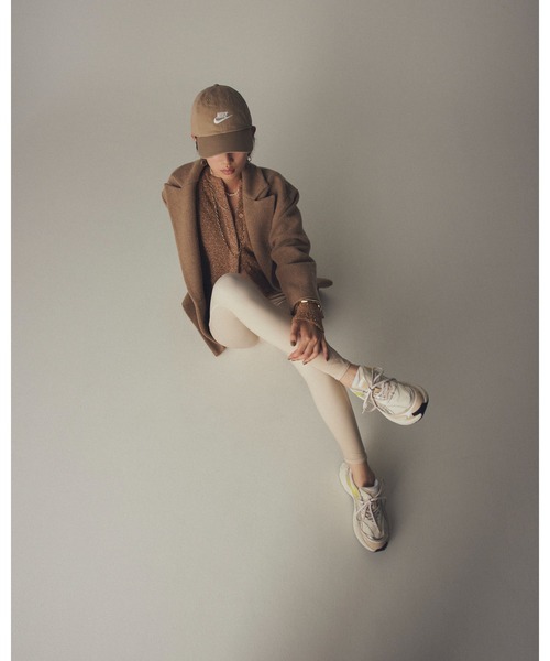 NIKE（ナイキ）の「【NIKE】CLUB CAP UNSTRUCT（キャップ・レディース・ベージュ・FREE）」の5枚目の写真