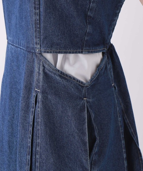 repipi armario（レピピ アルマリオ）の「デニムジャンスカ（ジャンパースカート・キッズ・インディゴブルー/ブラック・SMALL/MEDIUM/LARGE）」の16枚目の写真