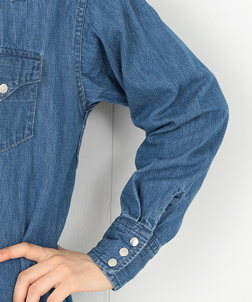 BEAMS BOY(ビームスボーイ)の「orslow × BEAMS BOY / Fillmore(シャツワンピース・レディース・インディゴブルー・ONE SIZE)」の15枚目の写真