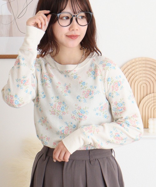 「ぐるりん」COMMEdesGARÇONS 花柄Tシャツ フラワーモチーフ 花柄 半袖Tシャツ ＜牡丹と菊/黒赤＞ | 京友禅アロハシャツ