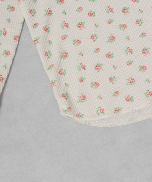 JEMORGAN(ジェーイーモーガン)の「JEMORGAN ワッフル花柄ラグランロンT(パック入り)(Tシャツ/カットソー・レディース・ピンク/サックスブルー/ラベンダー/ストライプ/パープル/ベージュ系その他/ブラック・F)」の17枚目の写真