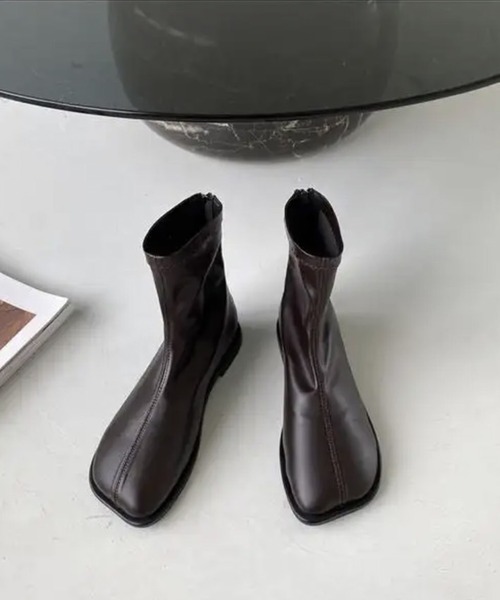 Port（ポート）の「【 Port / ポート 】 スクエアトゥ バックジップ ショートブーツ #（ブーツ・レディース・ブラウン/ブラック・39/38）」の12枚目の写真