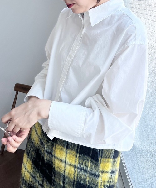 LOWRYS FARM（ローリーズファーム）の「ワイドショートシャツＬＳ　968596（シャツ/ブラウス・レディース・ブラック/ホワイト/ピンク/ブルー・FREE）」の7枚目の写真