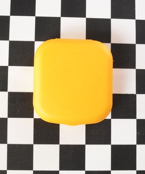 TONE SELECT GOODS(トーンセレクトグッズ)の「【float】コンパクト 無地 キャンディーカラー コンタクトケース/カラコンケース(その他ビューティーグッズ・レディース・オレンジ/パープル/ブルー/ピンク/イエロー/ミント/ブラック・FREE)」の7枚目の写真